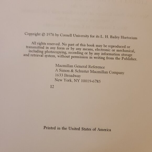 Hortus Third: A Concise Dictionary of Plants Cultivated in the U.S. & Canada - Picture 7 of 11